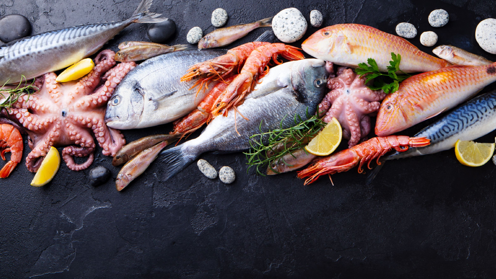 餐桌上的象山鲜